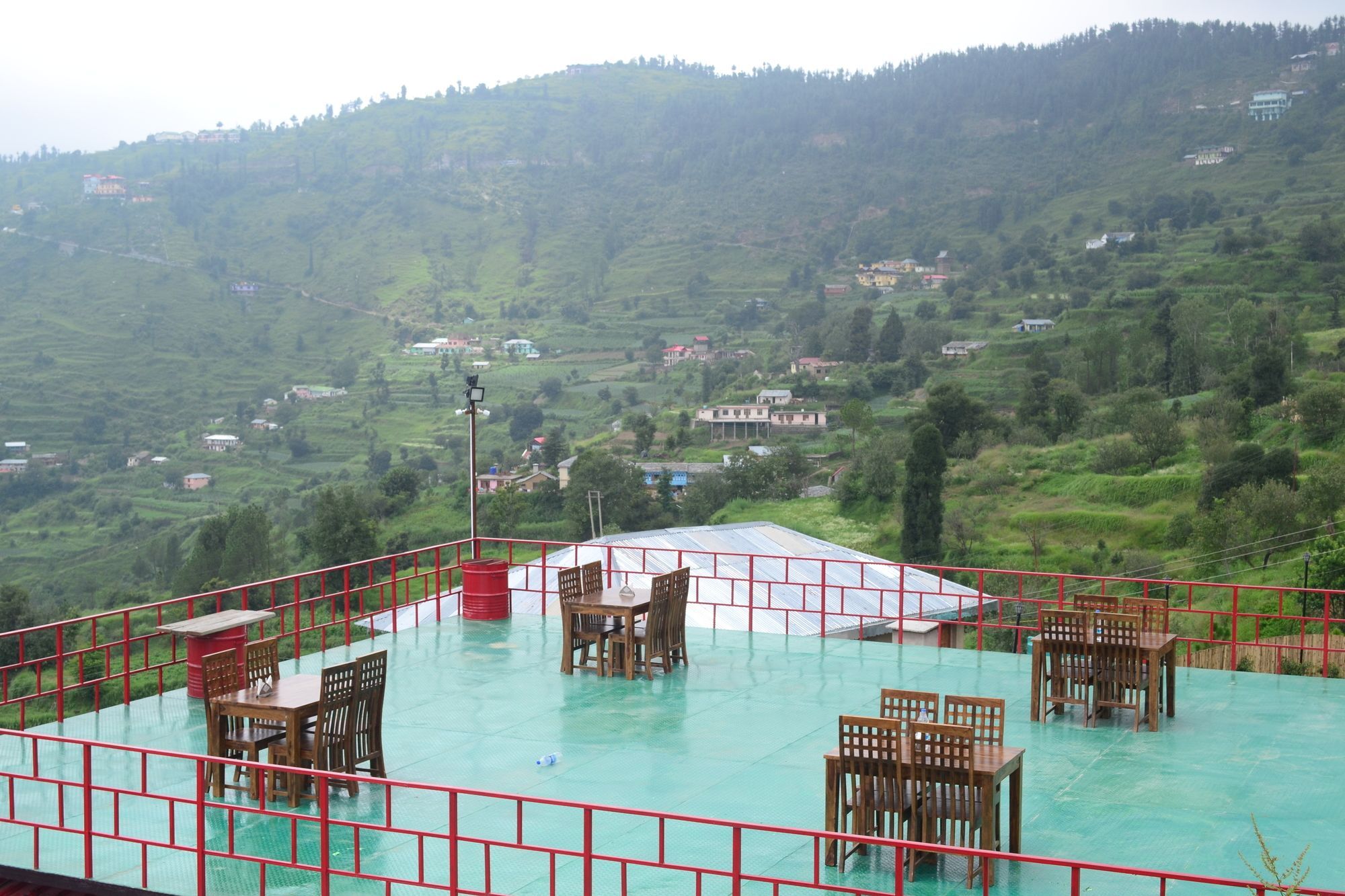 °OTEL NATURE NEST ECO RESORT SHIMLA 3* (Hindistan) | BOOKEDER